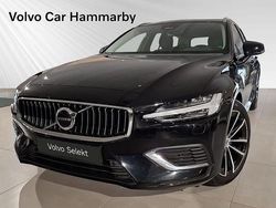 Svart Begagnad 2024 Volvo V60 Plus Kombi | 449 900 kr (Marknadspris)