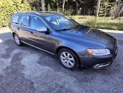 Grå Begagnad 2011 Volvo V70 Summum Kombi | 85 000 kr (Marknadspris)