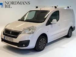 Vit Begagnad 2016 Peugeot Partner Minibuss | 69 000 kr (Marknadspris)