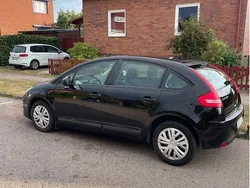 Svart Begagnad 2010 Citroën C4 Halvkombi | 38 000 kr (Dyr)