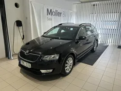 Svart Begagnad 2014 Skoda Octavia Ambition Kombi | 94 900 kr (Marknadspris)