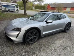 Silver Begagnad 2022 Porsche Taycan Cross Turismo Sedan | 750 000 kr (Superpris)