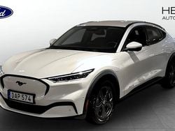 Vit Begagnad 2022 Ford Mustang Mach-E Standard Range SUV | 364 900 kr (Marknadspris)