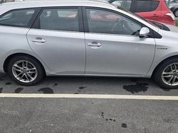 Silver Begagnad 2016 Toyota Auris Touring Sports Business Edition Kombi | 140 000 kr (Marknadspris)