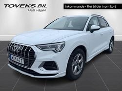 Vit (arkonavit) Begagnad 2025 Audi Q3 Advanced Plus SUV | 369 900 kr (Marknadspris)