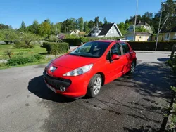 Röd Begagnad 2008 Peugeot 207 Halvkombi | 38 000 kr (Marknadspris)
