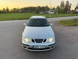 Ljusgrå (grå) Begagnad 2004 Saab 9-5 Aero Kombi | 23 500 kr (Marknadspris)
