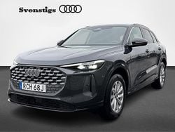 Grå Ny 2025 Audi Q5 Proline SUV | 679 900 kr (Marknadspris)