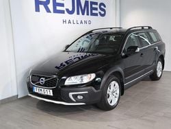Svart Begagnad 2015 Volvo XC70 Momentum SUV | 219 500 kr (Marknadspris)