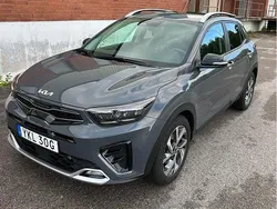 Grå Begagnad 2022 Kia Stonic GT-Line SUV | 599 000 kr