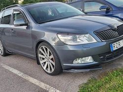 Grå Begagnad 2009 Skoda Octavia Elegance Kombi | 58 000 kr (Dyr)