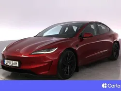 Röd Begagnad 2024 Tesla Model 3 Performance Sedan | 579 900 kr