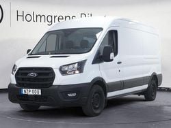 Vit (frozen white) Begagnad 2022 Ford Transit Trend Van | 379 900 kr (Marknadspris)