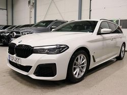 Vit Begagnad 2020 BMW 520 M Sport Kombi | 394 600 kr (Lite dyr)