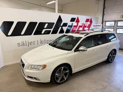 Vit Begagnad 2012 Volvo V70 R-Design Kombi | 159 500 kr (Dyr)