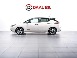 Vit Begagnad 2019 Nissan Leaf Halvkombi | 134 700 kr (Marknadspris)