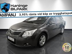 Grå Begagnad 2011 Toyota Avensis Kombi | 99 995 kr (Marknadspris)