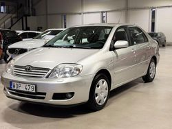 Silver Begagnad 2004 Toyota Corolla Sedan | 69 900 kr (Marknadspris)