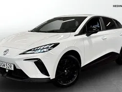 Vit (white) Begagnad 2022 MG MG4 EV Halvkombi | 249 900 kr (Dyr)