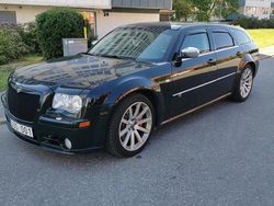 Svart Begagnad 2008 Chrysler 300C Touring Kombi | 200 000 kr