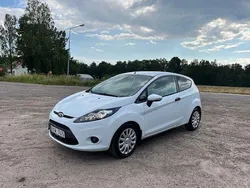 Vit Begagnad 2012 Ford Fiesta Halvkombi | 35 000 kr (Bra pris)
