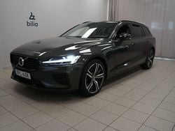 Mörkgrå (grå) Begagnad 2021 Volvo V60 R-Design Kombi | 449 900 kr (Dyr)