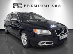 Svart Begagnad 2010 Volvo V70 Momentum Kombi | 84 900 kr (Marknadspris)