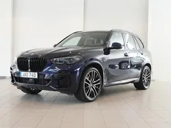 Blå Begagnad 2022 BMW X5 M Sport SUV | 719 800 kr