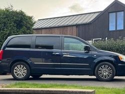Begagnad 2012 Lancia Voyager Minibuss | 89 000 kr