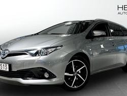 Silver Begagnad 2018 Toyota Auris SUV | 189 900 kr (Marknadspris)