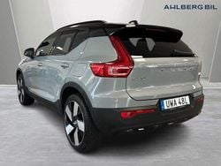 Grå Begagnad 2024 Volvo XC40 Ultimate SUV | 479 500 kr (Marknadspris)