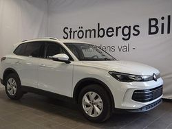 Vit Ny 2025 VW Tiguan Life SUV | 528 300 kr (Marknadspris)