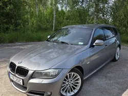 Grå Begagnad 2012 BMW 335 Kombi | 120 000 kr