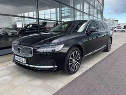 Svart Begagnad 2023 Volvo V90 Core Kombi | 449 900 kr (Lite dyr)