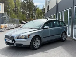 Silver Begagnad 2006 Volvo V50 Kombi | 29 400 kr (Bra pris)