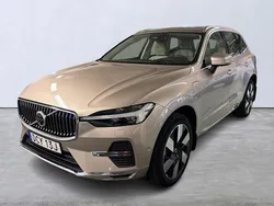 Ljusgrå (grå) Begagnad 2024 Volvo XC60 Ultimate SUV | 579 900 kr (Lite dyr)