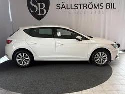Vit Begagnad 2017 Seat Leon Style Halvkombi | 119 900 kr (Marknadspris)