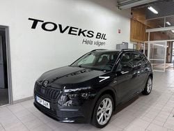 Black magic pärleffekt me Begagnad 2023 Skoda Kamiq Monte Carlo SUV | 264 900 kr (Marknadspris)