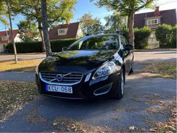 Svart Begagnad 2012 Volvo V60 Momentum Kombi | 69 000 kr (Bra pris)