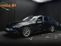 Svart Begagnad 2019 BMW 320 Shadowline Kombi | 278 600 kr (Marknadspris)
