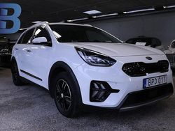 Vit Begagnad 2020 Kia Niro Advance SUV | 179 900 kr (Marknadspris)