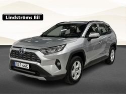 Silver Begagnad 2020 Toyota RAV4 Hybrid Active SUV | 289 000 kr (Marknadspris)