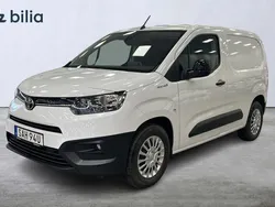 Vit Begagnad 2023 Toyota Proace City Van | 369 900 kr (Marknadspris)