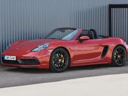 Röd Begagnad 2018 Porsche 718 Boxster Cab | 799 900 kr