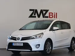 Vit Begagnad 2014 Toyota Verso Executive Minibuss | 109 900 kr (Dyr)