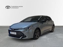 Grå Begagnad 2022 Toyota Corolla Plus Halvkombi | 289 900 kr (Lite dyr)
