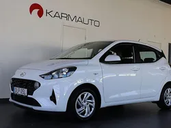 Vit Begagnad 2022 Hyundai i10 Essential Halvkombi | 139 800 kr (Bra pris)