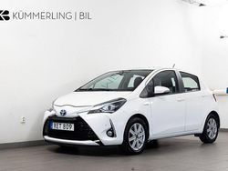 Vit Begagnad 2018 Toyota Yaris Hybrid Active Halvkombi | 124 900 kr (Bra pris)