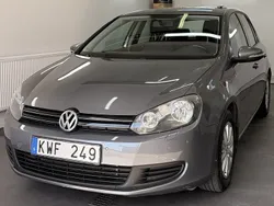 Grå Begagnad 2010 VW Golf VI Halvkombi | 47 400 kr (Marknadspris)