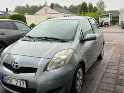 Grå Begagnad 2009 Toyota Yaris Halvkombi | 30 000 kr (Bra pris)